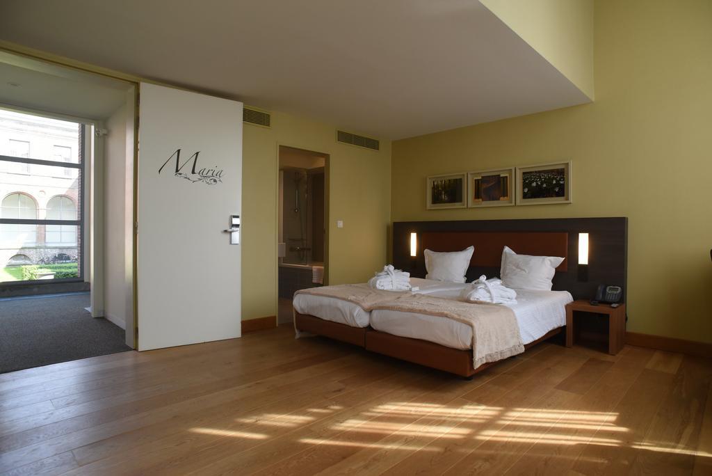 Het Godshuis Hotel Синт Лаурайнс Екстериор снимка