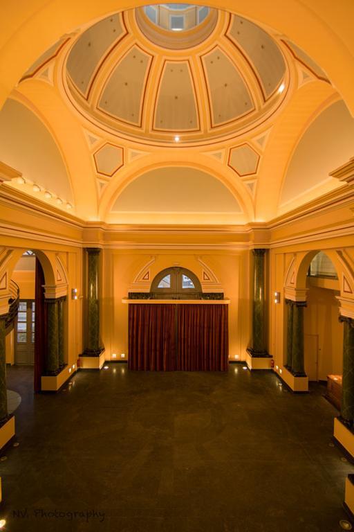 Het Godshuis Hotel Синт Лаурайнс Екстериор снимка
