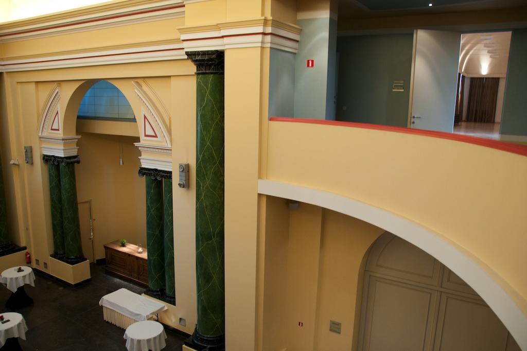 Het Godshuis Hotel Синт Лаурайнс Екстериор снимка