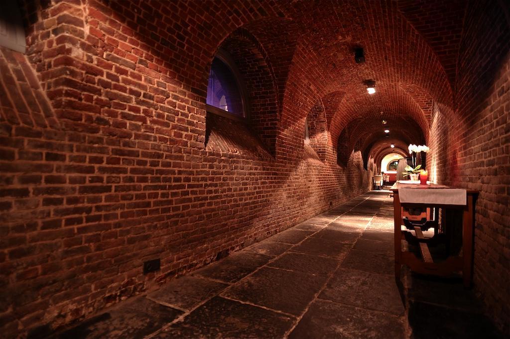Het Godshuis Hotel Синт Лаурайнс Екстериор снимка