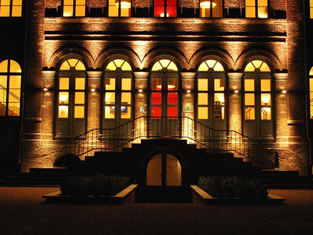Het Godshuis Hotel Синт Лаурайнс Екстериор снимка