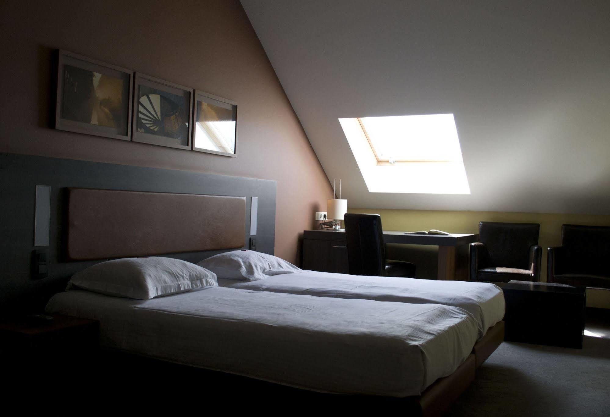 Het Godshuis Hotel Синт Лаурайнс Екстериор снимка